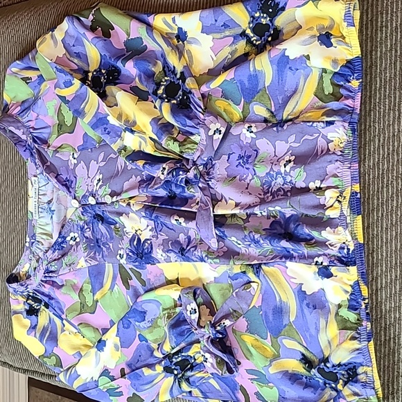 Figueroa & Flower Blouse - Picture 11 of 11